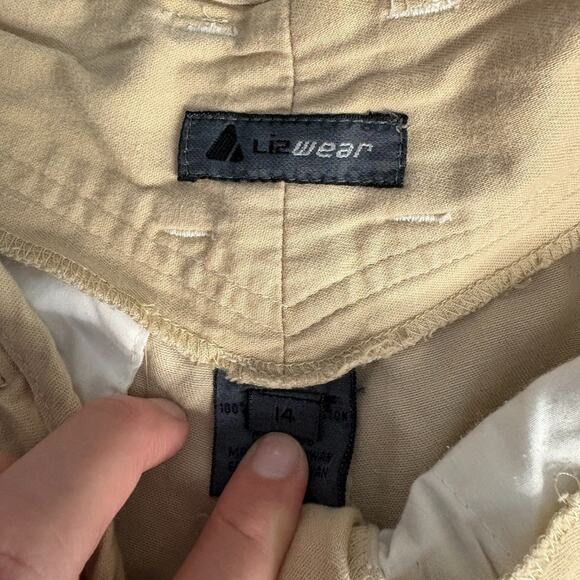 Vtg Liz Wear Safari Shorts Size 14 Modern 28 Women's Khaki Pleated High‎ Waist - Picture 3 of 11